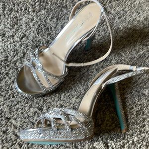 Womens 7.5 dress shoes